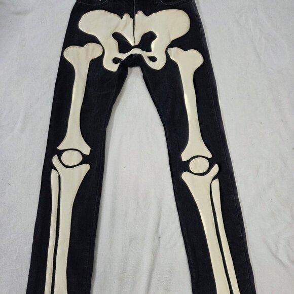 NWT ~ D184 Skeleton Straight Denim (Black/White)~ Size 30 - Picture 1 of 9